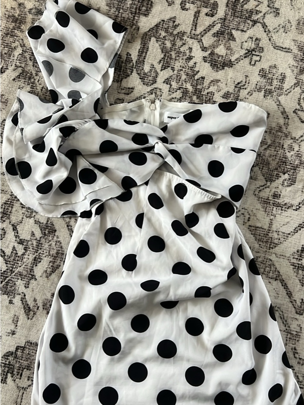 superdown Black and White One-Shoulder Polka Dot Dress